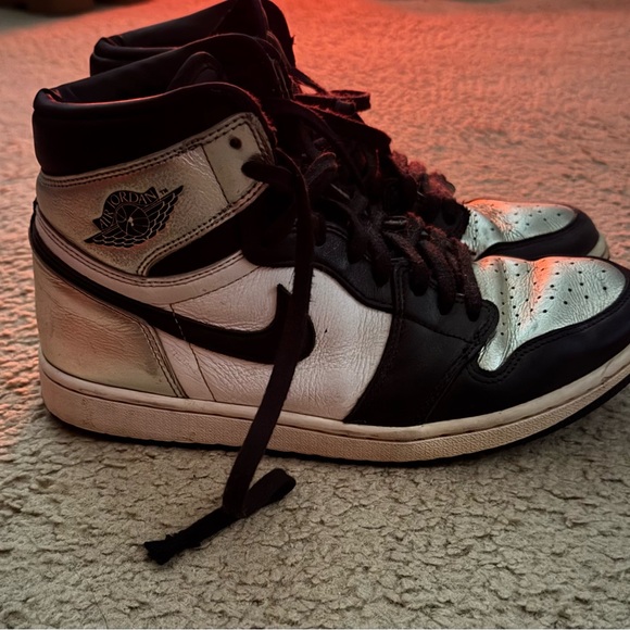 Nike Air Jordan 1 Silver Toe 9.5w READ DESCRIPTION! - Picture 3 of 5
